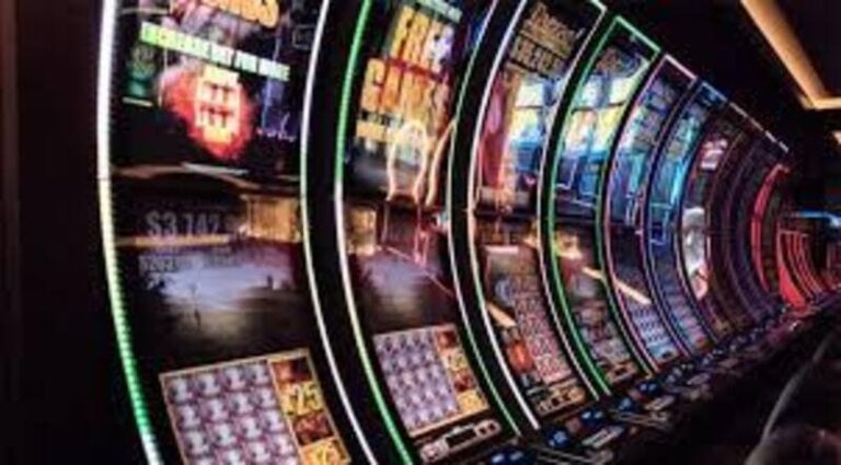 When is the best time to play online slots